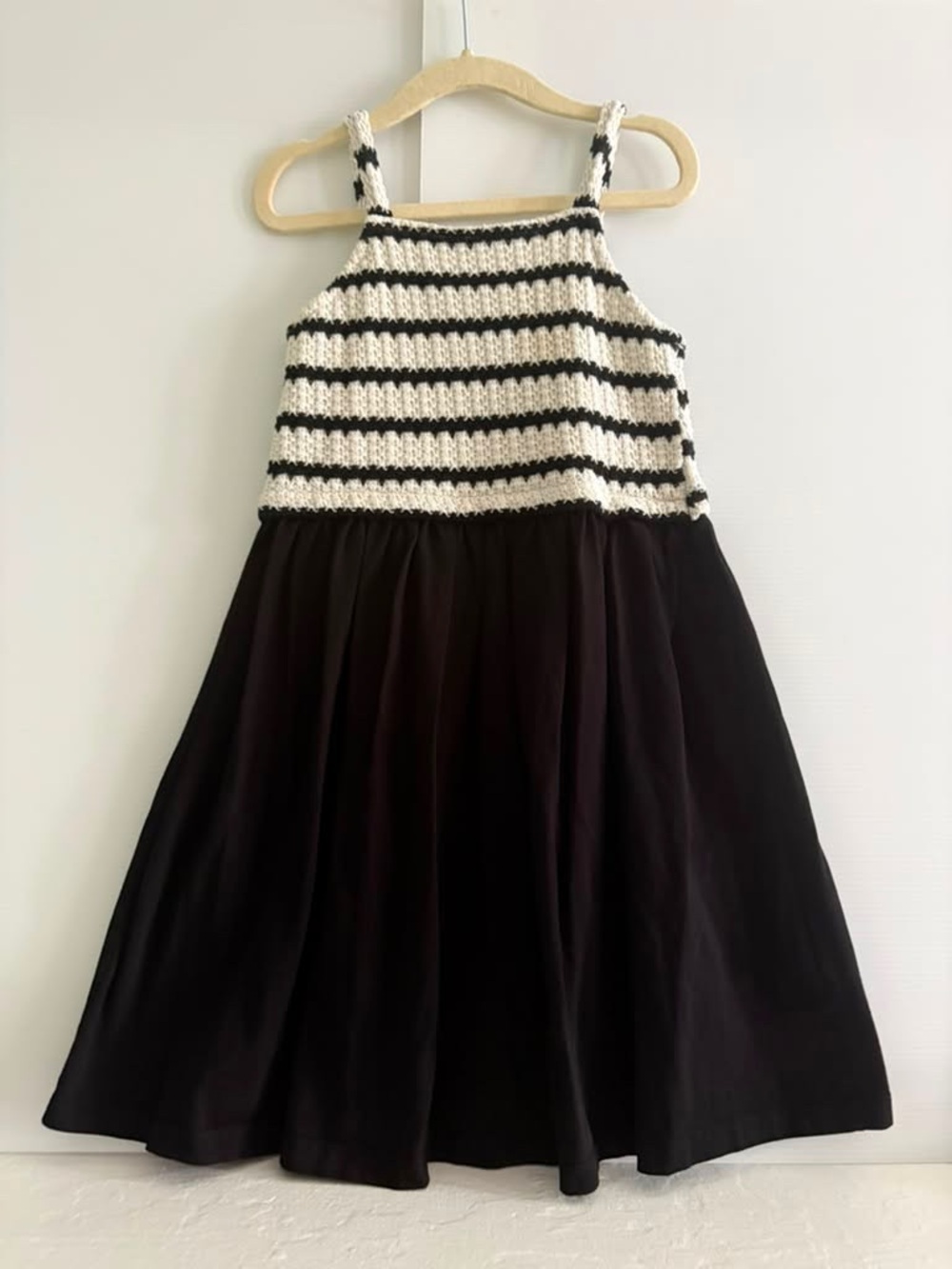 Zara Girls’ Crotchet Sundress | size 6-7 years